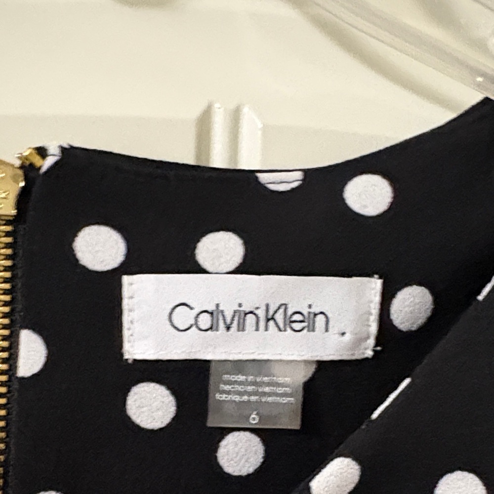 NWT Calvin Klein Fit and Flair Black Polka Dot Dress size 6 - Picture 4 of 10